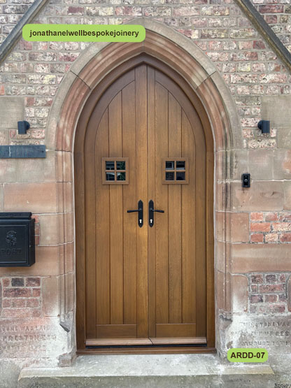 arched double doors oak bespoke