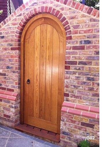 oak arched gate