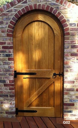 oak arched gate