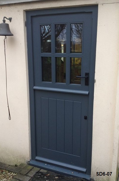 stable door blue